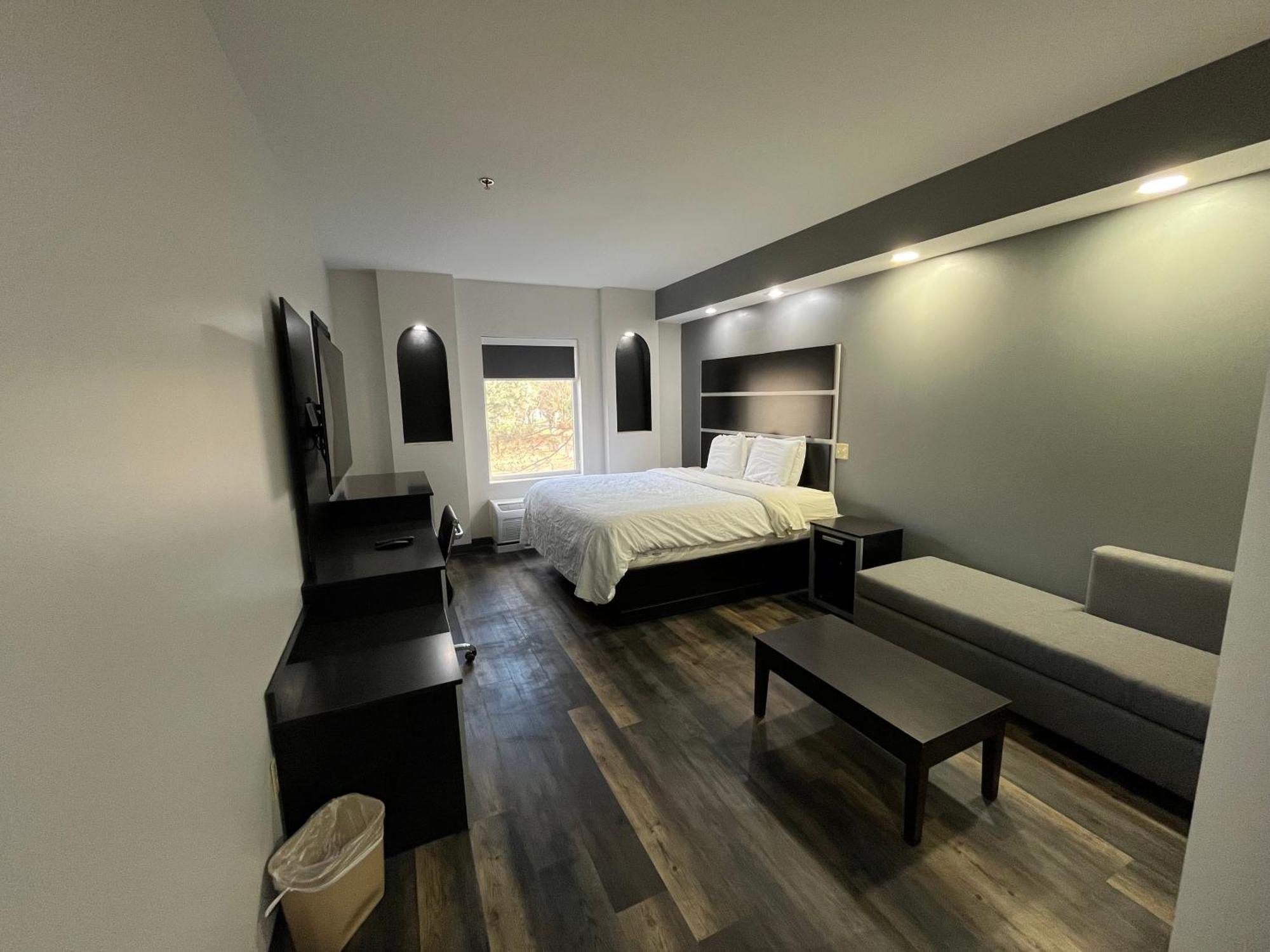 Sonesta Essential Savannah Georgetown Exterior foto