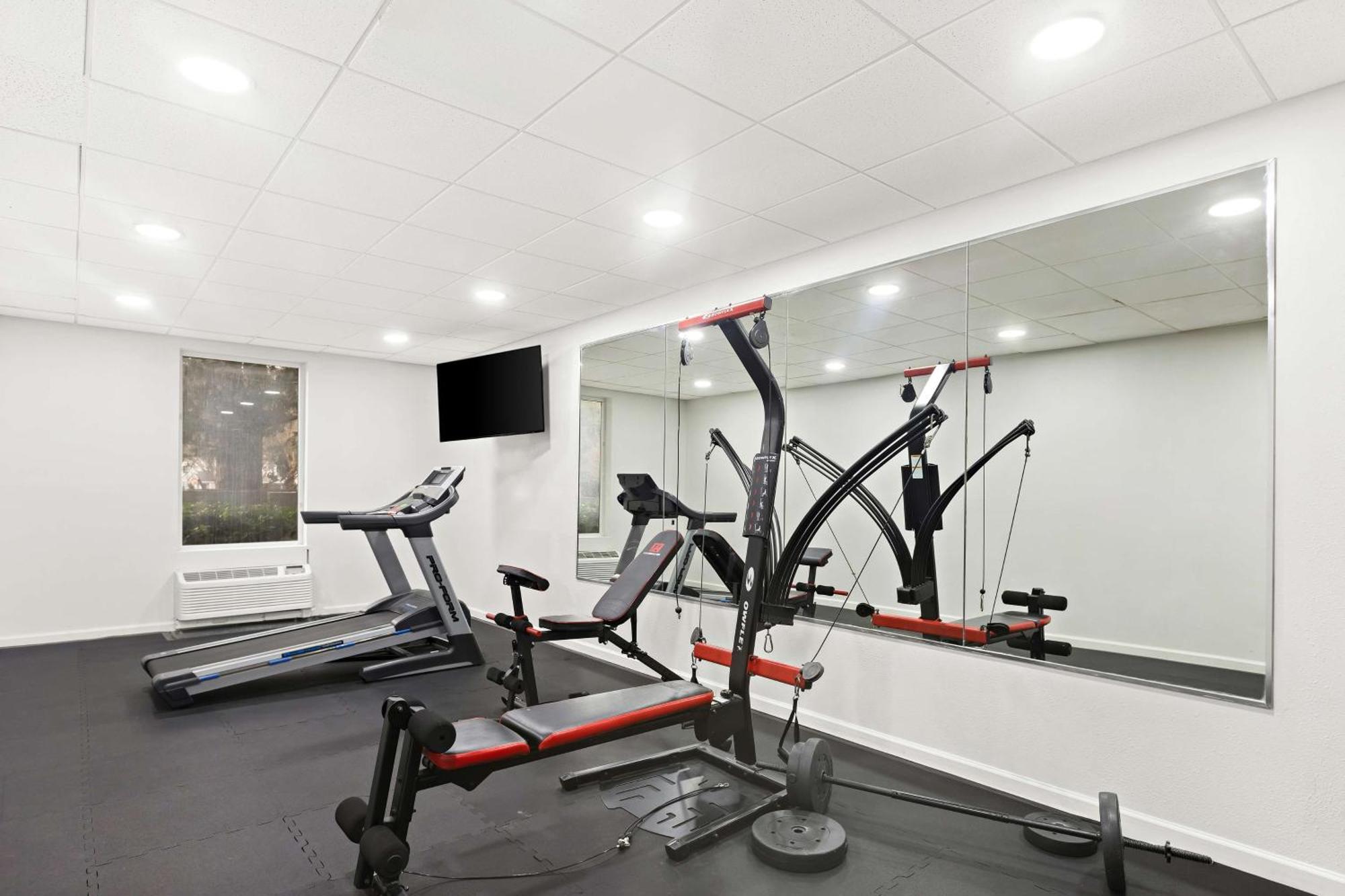 Sonesta Essential Savannah Georgetown Exterior foto
